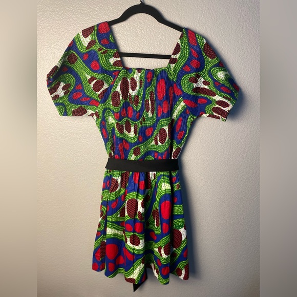 New! Gorgeous African Dress w/ POCKETS! - Picture 2 of 5